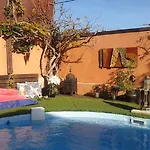 Art Deco - Piscine-wifi-parking Villa Maraussan