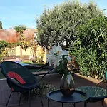 Villa Art Deco - Piscine-wifi-parking *