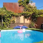 Art Deco - Piscine-wifi-parking Villa Maraussan