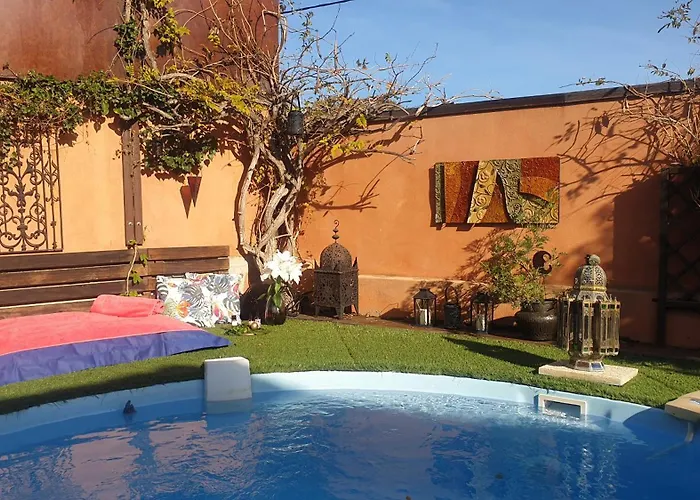 Art Deco - Piscine-wifi-parking Villa Maraussan