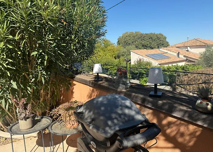 Villa Art Deco - Piscine-wifi-parking Maraussan